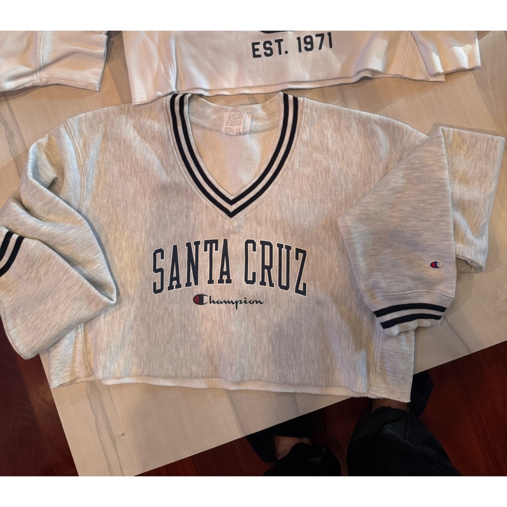 Champion Woman’s Santa Cruz Heather Gray Cropped Sweatshirt